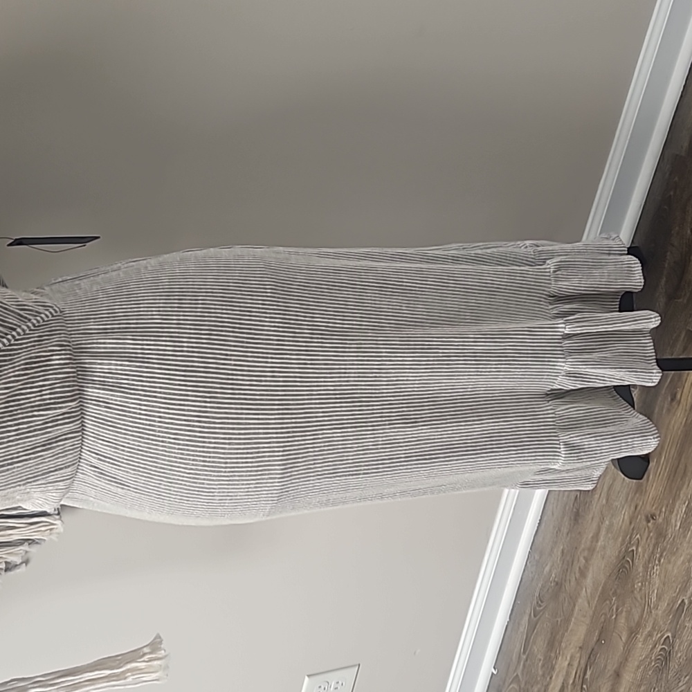 Striped dress - Picture 3 of 6